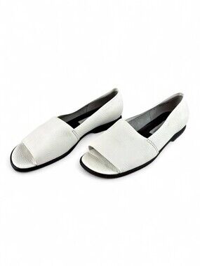 Etienne Aigner White Leather Peep Toe Flats Sandals Sz 8.5